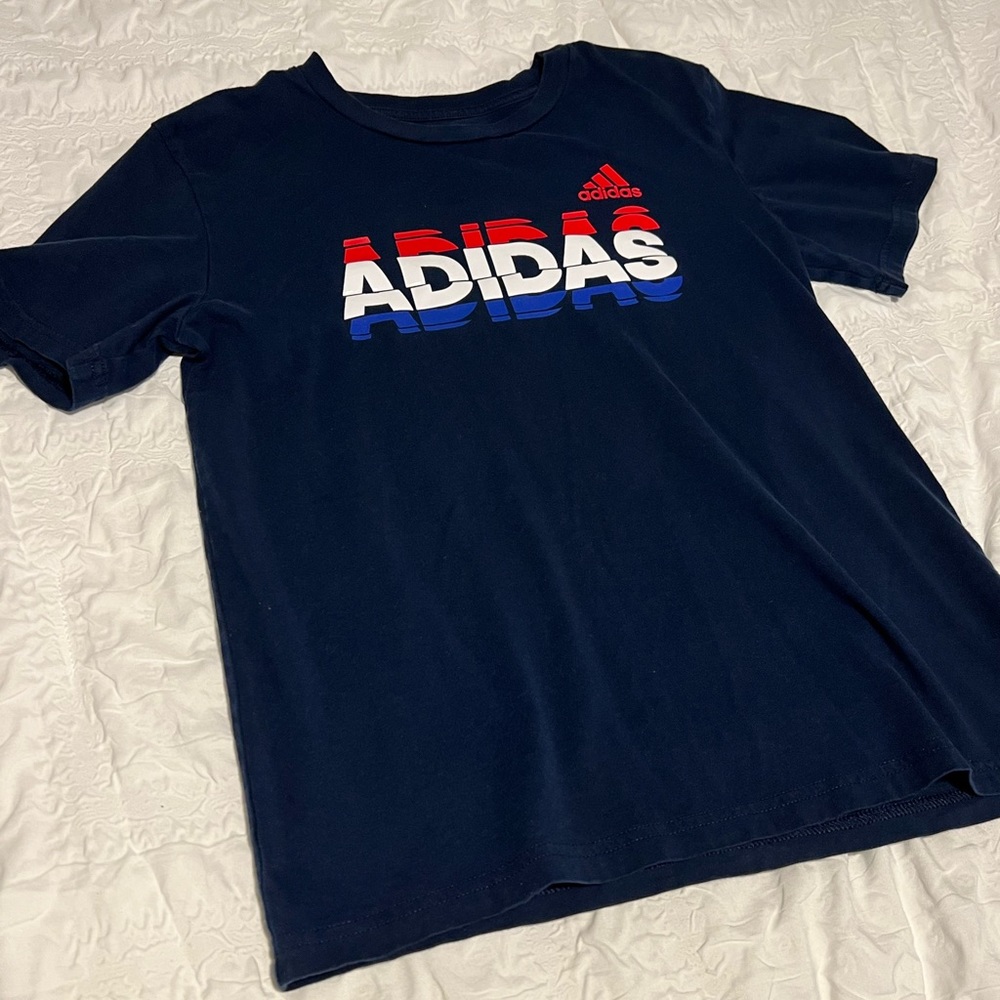 Adidas short sleeve top Medium